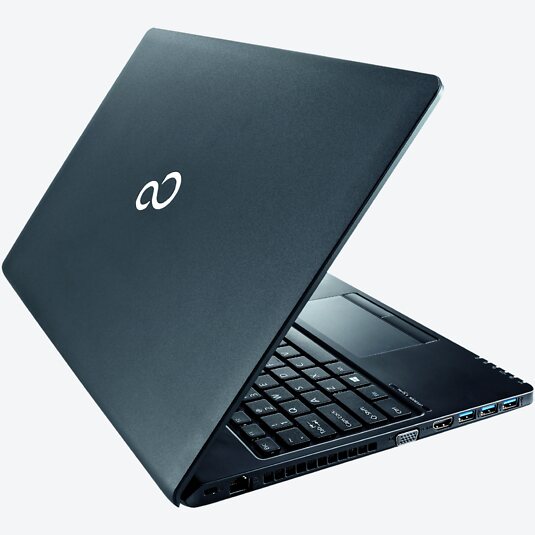 Fujitsu LIFEBOOK A557 Intel Core i5 2.50 GHz 8GB RAM 256GB Win10 Home