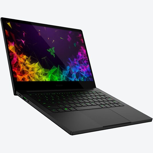 Razer Blade Stealth V5 13.3 FHD i7-8565U 8GB RAM 256GB SSD
