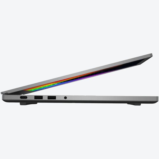 Razer Blade 15 Profi (2019) FHDi7-9750H 240Hz RTX 2070 512GB SSD Weiß