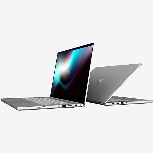 Razer Blade 15 Studio (RZ09-0330QGM3-R3G1)