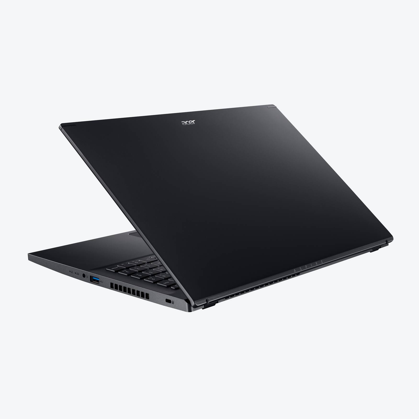 Acer Aspire 7 A715-51G-77YG Tests & Daten