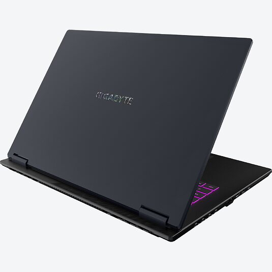 GIGABYTE Gaming A18 Pro DYJG3DEBC4SH