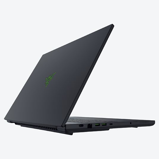 Razer Blade 18 (RZ09-0582DGR9-R3G1)